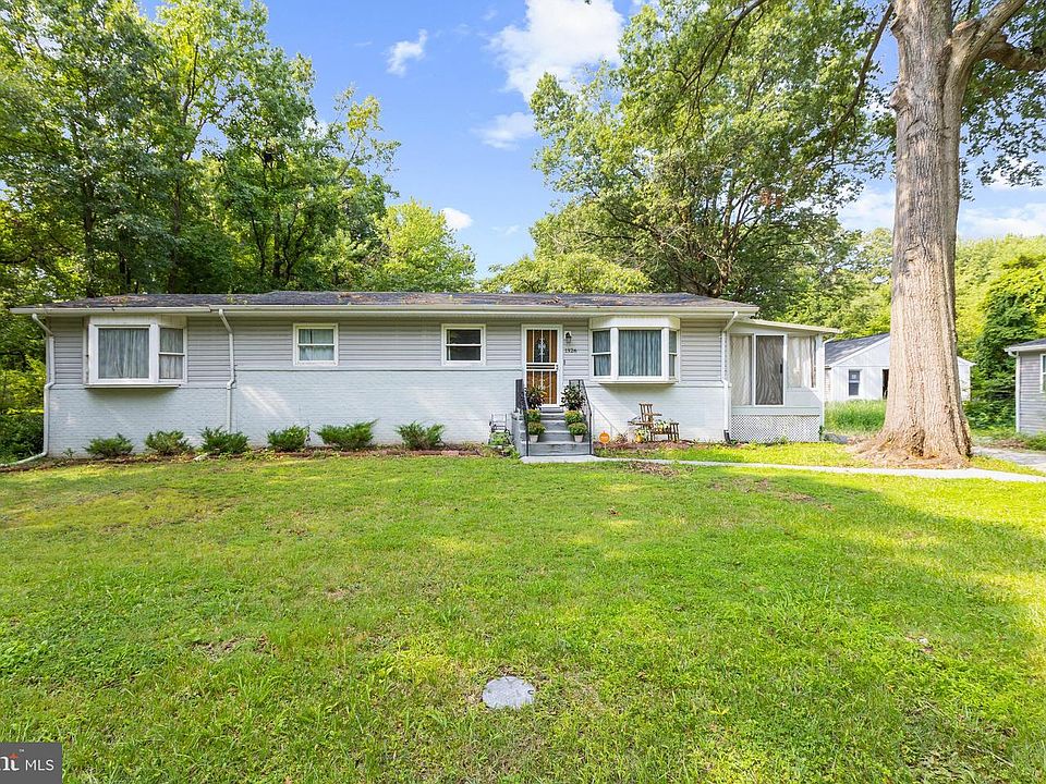 1st image of 1326 Goodwood Ave