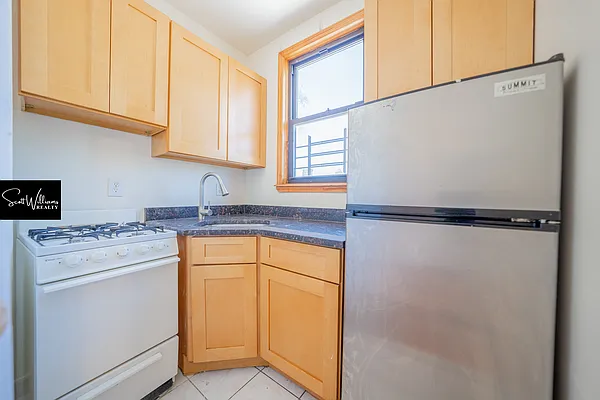 Rented by Scott Williams Realty LLC | media 37