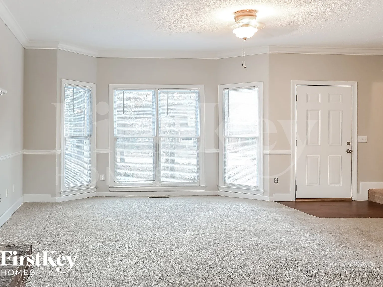 4 bed, 3.0 bath, 2249 sqft, $2,285 — Photo 4