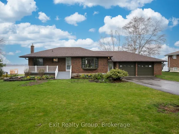 217 Massassauga Rd, Prince Edward County, ON K8N 4Z7