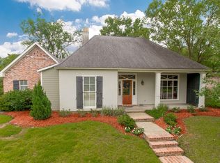 121 Summer Ridge Dr, Baton Rouge, LA 70810