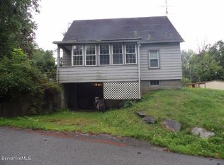 10 Stormview Rd, Lanesborough, MA 01237
