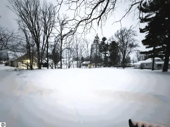 Ames St, Elk Rapids, MI 49629