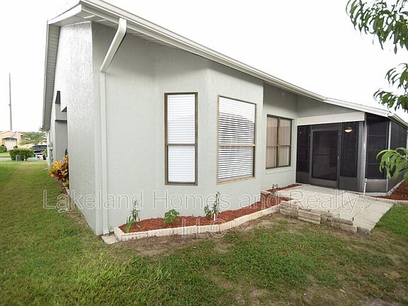 4th image of 6022 Crane Dr