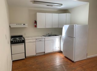 137 Calhoun St APT B, Charleston, SC 29401