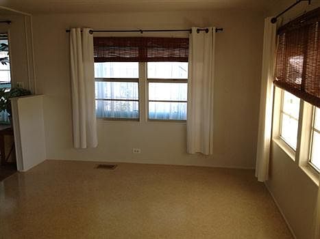 4th image of 7210 Mount Arlington Dr NE