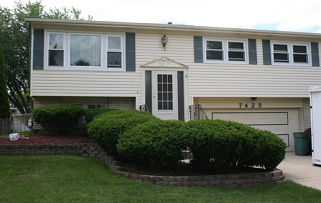 1st image of 7425 163rd St