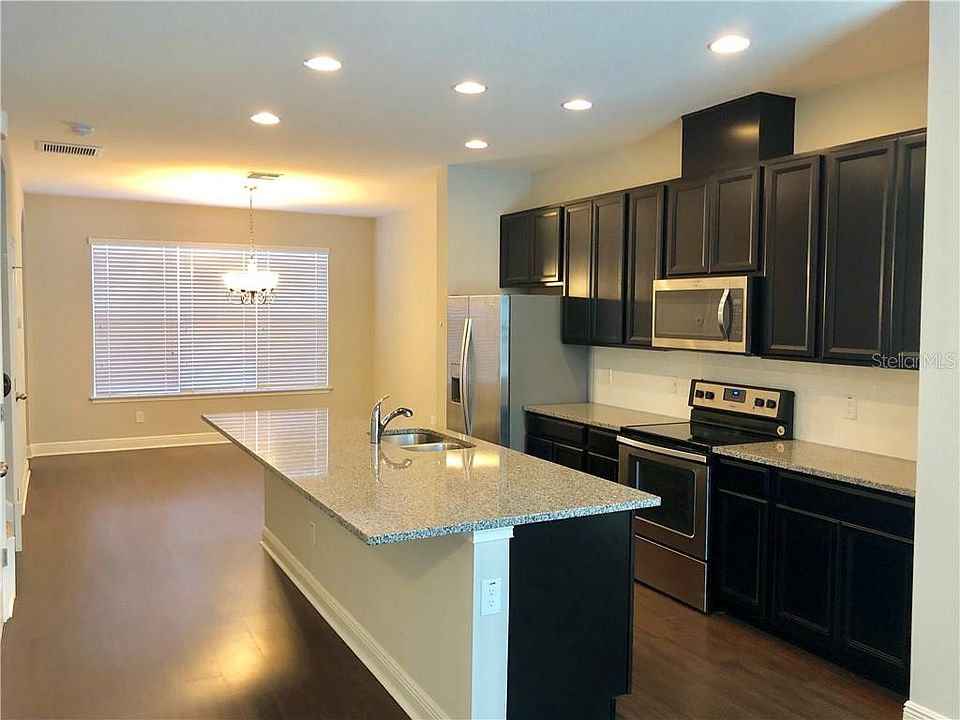 2nd image of 15465 Honeybell Dr