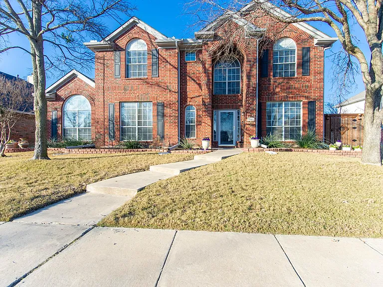 1521 Hidden Cove Ct — Photo 1