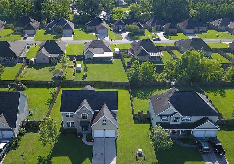 1st image of 14444 Summerset Dr