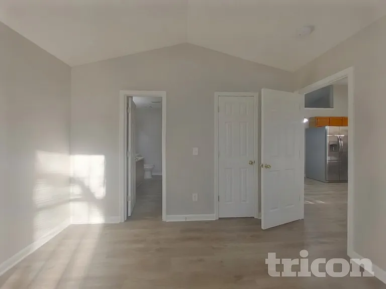 173 Burma Rd — Photo 7