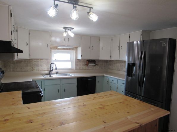 1270 Cole Rd, Cheyenne, WY 82009