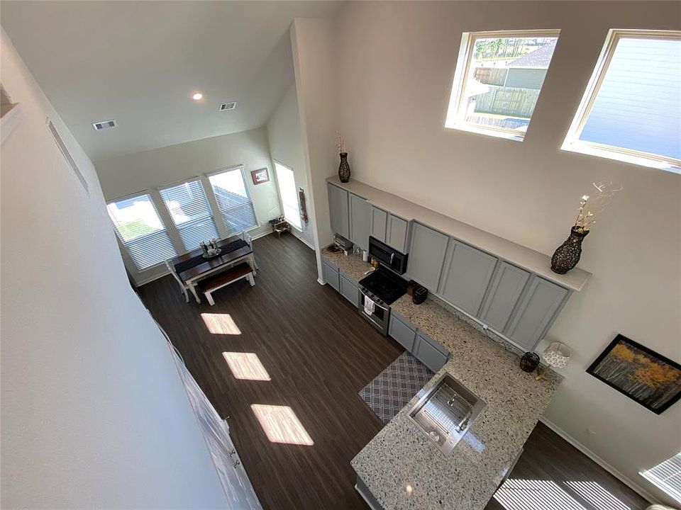 1st image of 12522 Huntly Point Dr