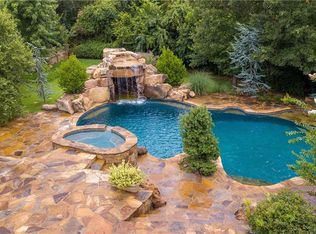 1011 Ascot, Edmond, OK 73034