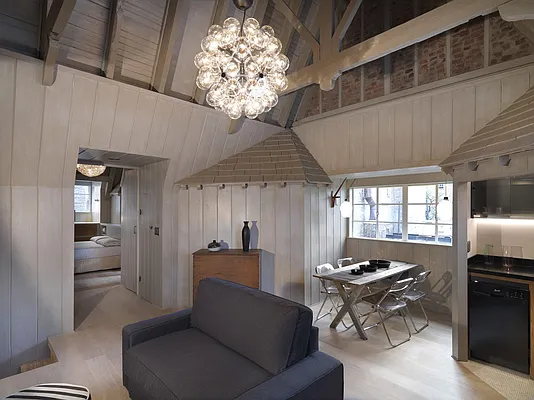 Rented by We Are Real Estate of America Corp | media 12