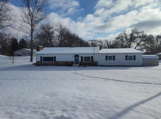 6549 N Sandstone Rd, Jackson, MI 49201