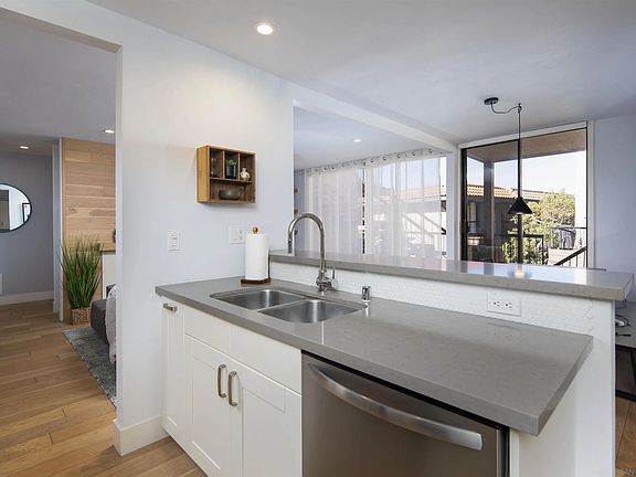 5th image of 190 Del Mar Shores Ter Unit 44