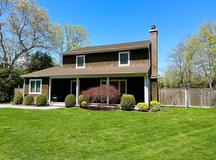 20 Meeting House Rd, Westhampton Beach, NY 11978