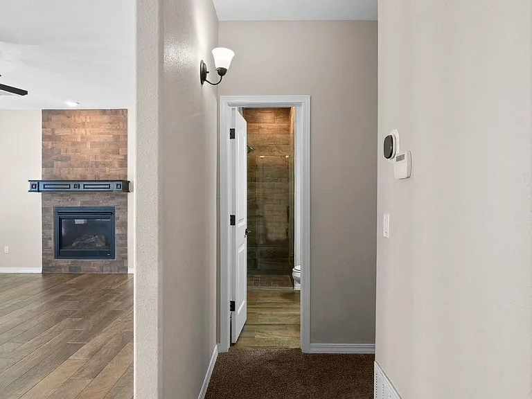 7877 Enchanted View Dr — Photo 11