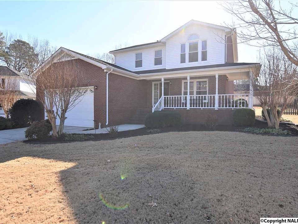1st image of 121 Otey Dr