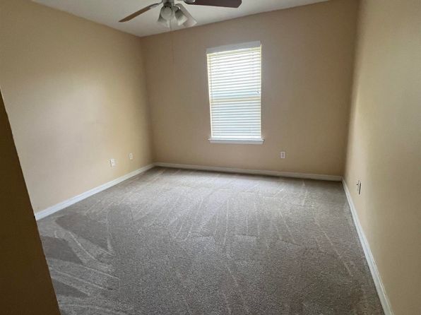 15359 N Hearthstone Dr, Foley, AL 36535