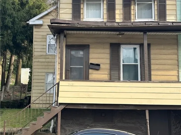 318 W Abbott St E, Lansford, PA 18232