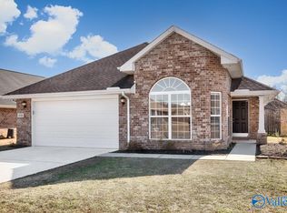 4816 Canterwood Dr SE, Owens Cross Roads, AL 35763