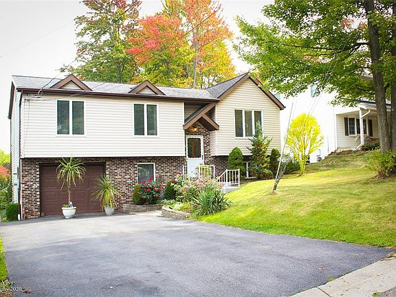 2nd image of 149 Brooks Ave