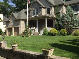 1551 Sterling Dr, Manasquan, NJ 08736