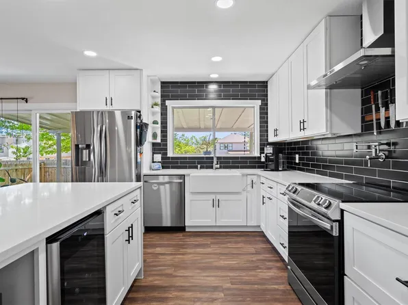 1301 Sheltie Ln, Round Rock, TX 78664