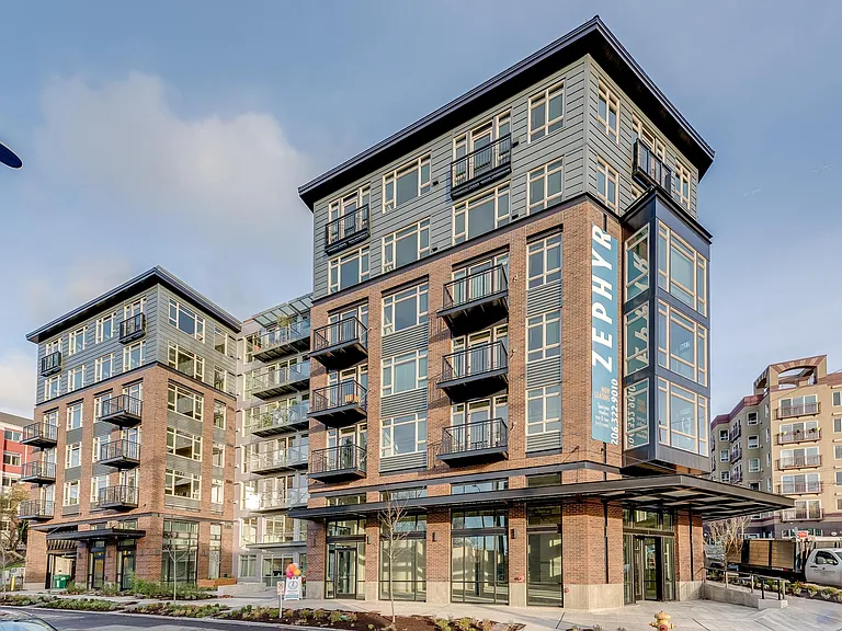 Zephyr Apartments — Photo 1