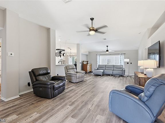 4th image of 1501 Honor Ct