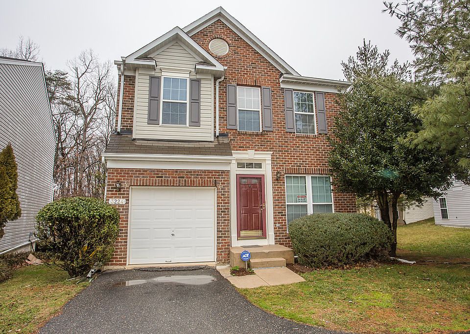 1st image of 3224 Shadow Park Dr