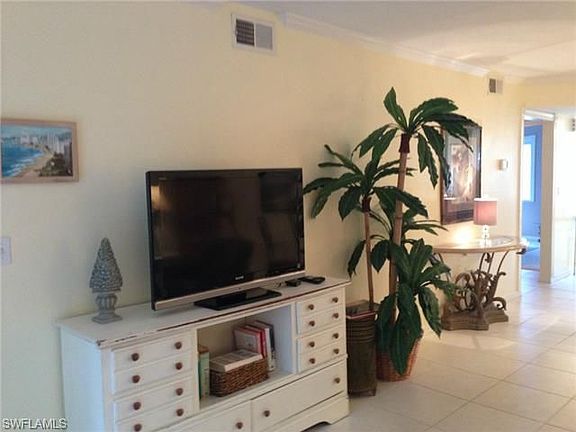 5th image of 3011 Sandpiper Bay Cir APT C106
