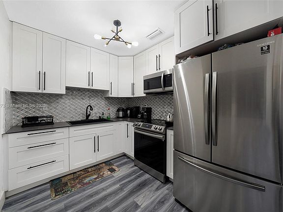 4th image of 3071 NW 186th Ter