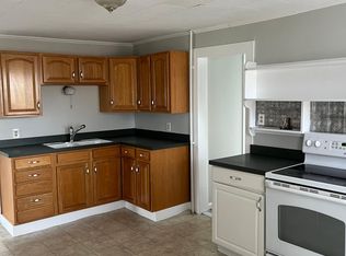 11 N Main St APT 2, West Boylston, MA 01583
