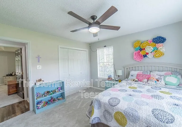 12 Cricket Ct — Photo 33