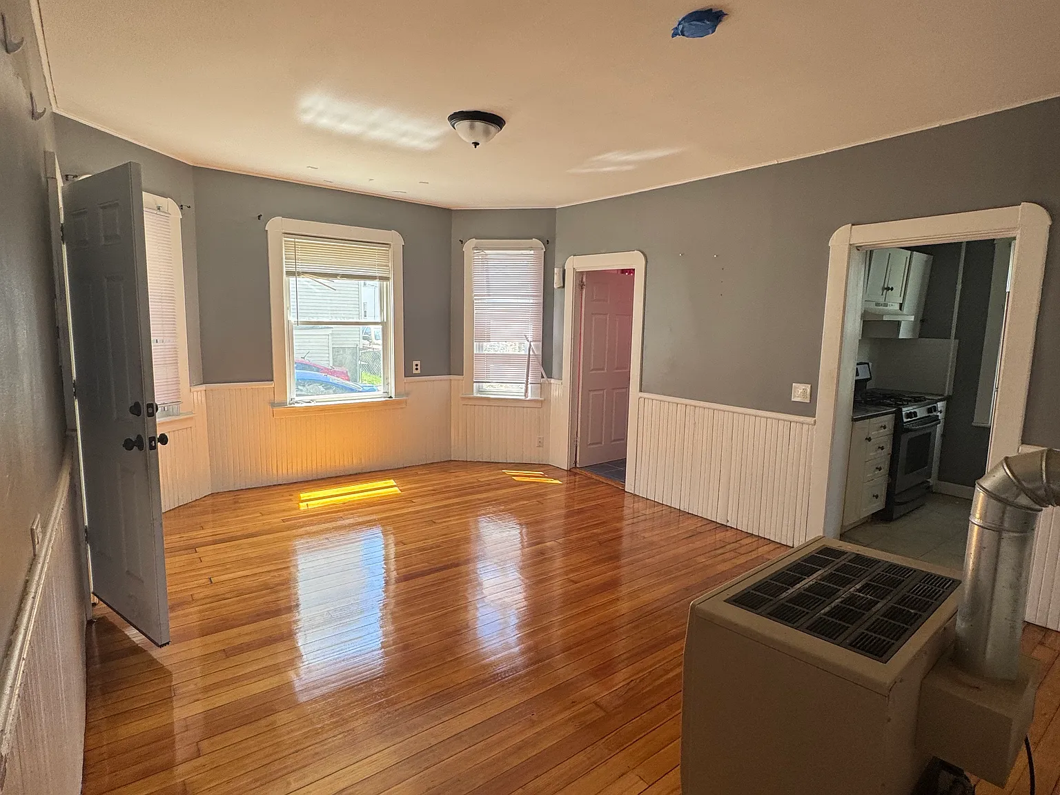 646 Birch St — Photo 3