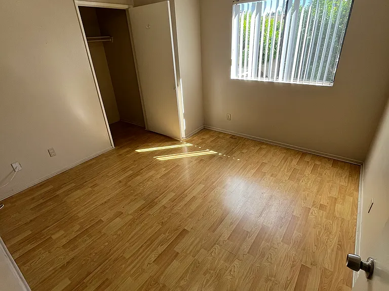 615 Raleigh St #103 — Photo 7