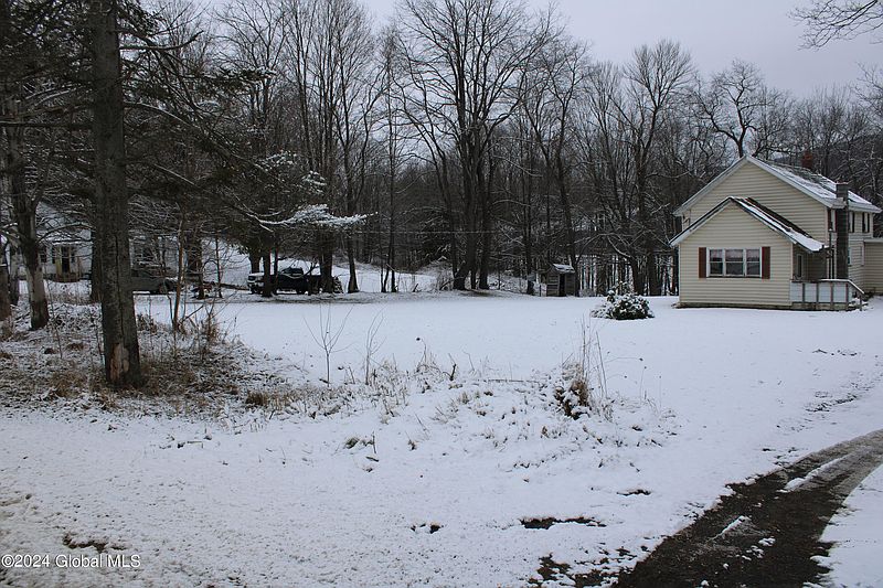 2nd image of 396 County Highway 34-Elk Creek Rd Road