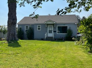 210 Elm St, Grandview, WA 98930