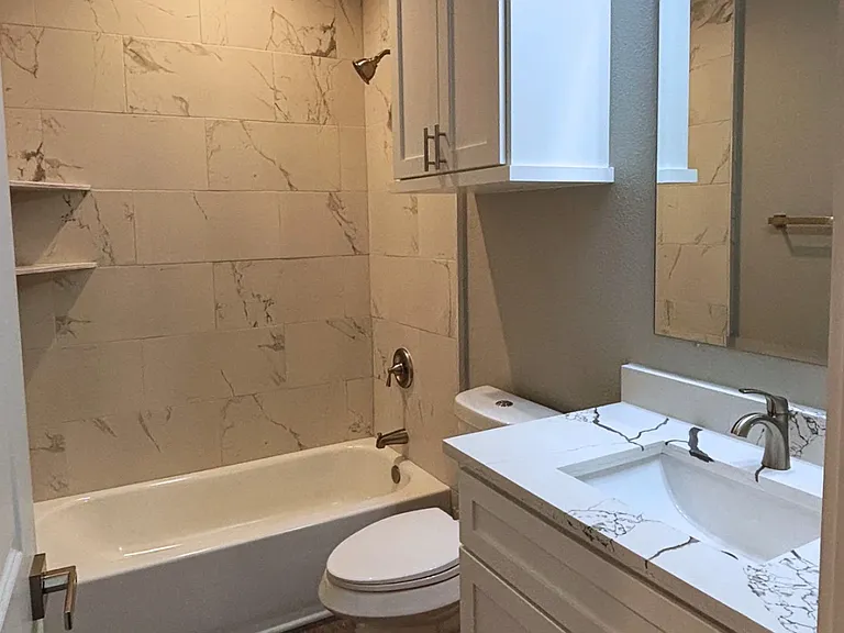729 Ebenezer Ln — Photo 21