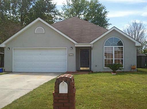 1st image of 13165 Hawthorn Pl