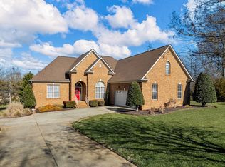 112 Conamara Ln, Woodruff, SC 29388