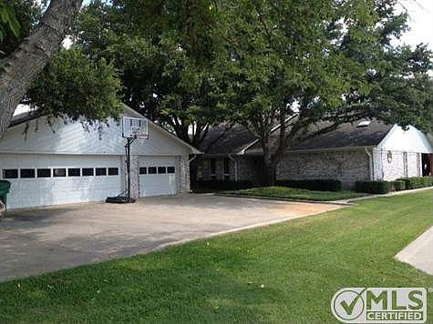 1st image of 433 Kiowa Dr W