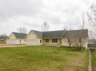 46383 County Road 374, Paw Paw, MI 49079