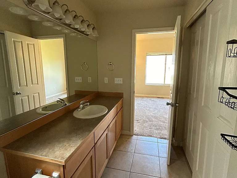 2305 N Water St — Photo 5