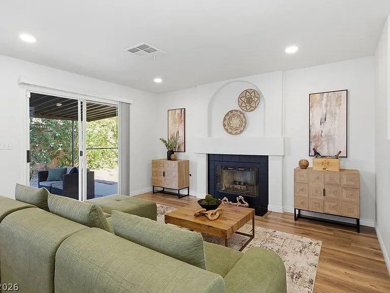 1034 Skysail Dr — Photo 15