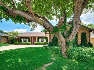 2120 Benbrook Dr, Carrollton, TX 75007