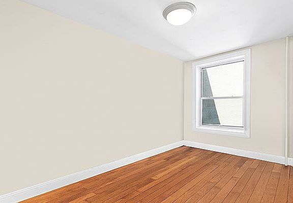 4th image of 173 Columbia Hts APT 4R